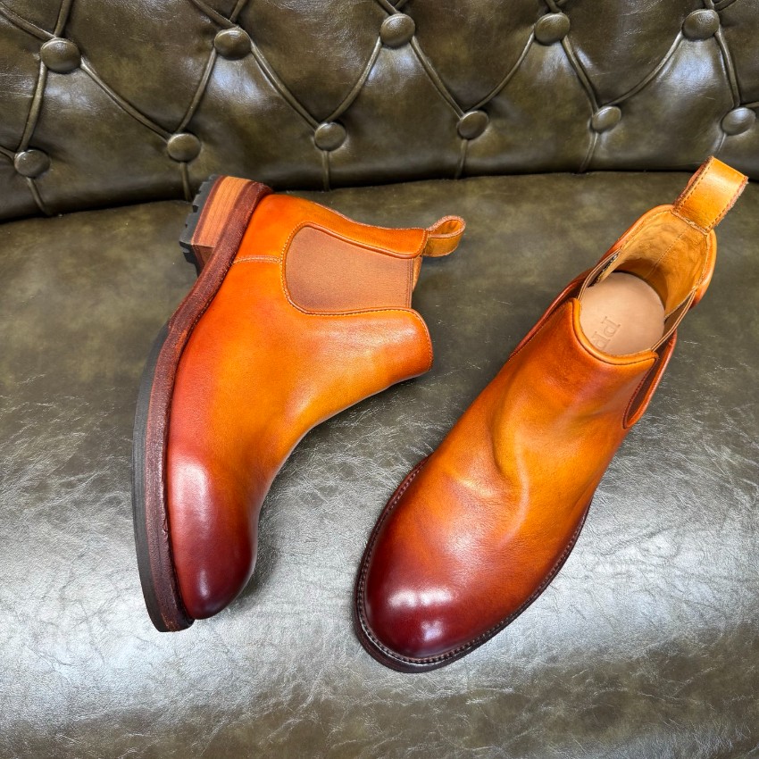 プラダ メンズ レザーチェルシーブーツ ブランド コピー 2025新作 高級感仕上げ 精密ディテール 上質感 発送保証 安心サイト_5