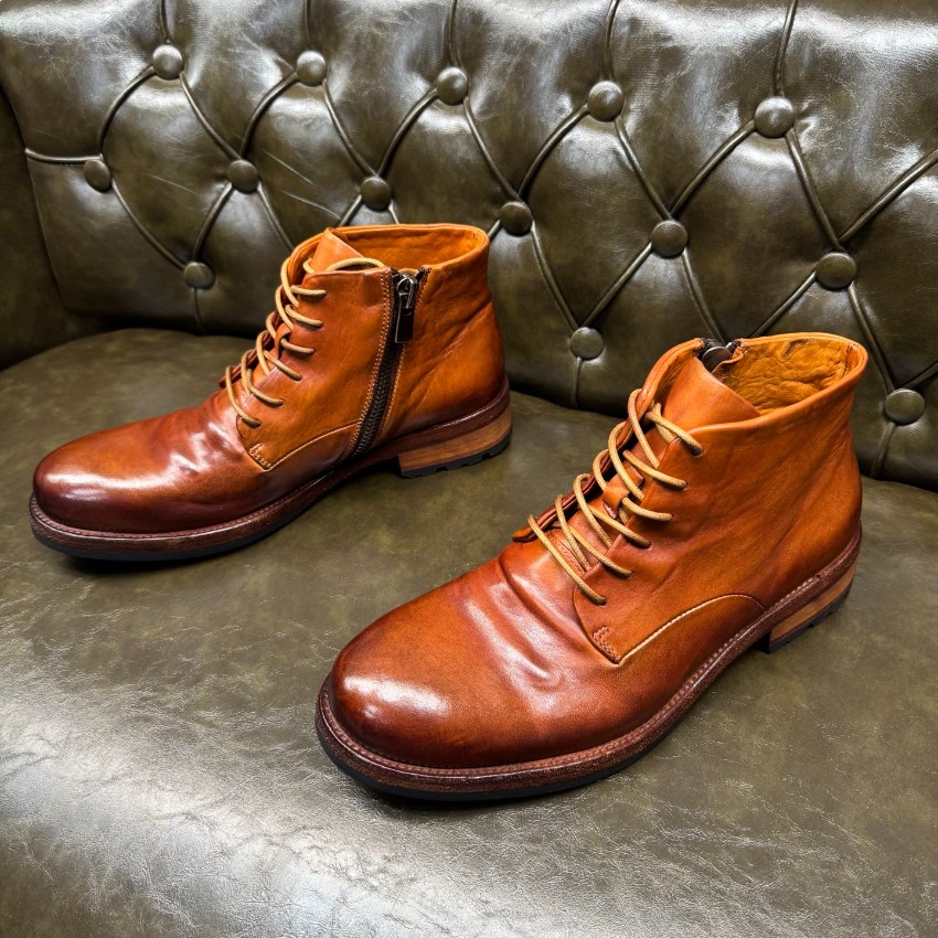 プラダ メンズ レザーレースアップブーツ 偽物 2025新作 高再現度 職人技術再現 精密ディテール 上質感 高級感仕上げ 発送保証_3
