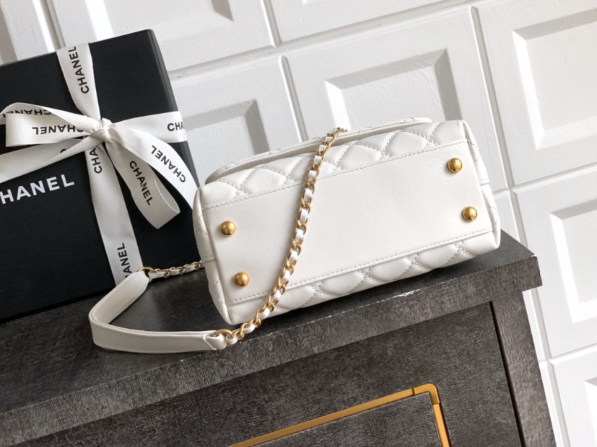 シャネル ミニトップハンドルフラップバッグ 激安 2025新作 高再現度 精密ディテール 高級感仕上げ 上質感 レビュー高リピ率 発送保証 安心サイト_4