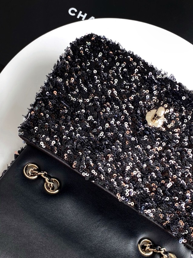 シャネル チェーンショルダーバッグ 2025新作 高級感仕上げ スーパーコピー 精密ディテール 再現度高い人気モデル_8