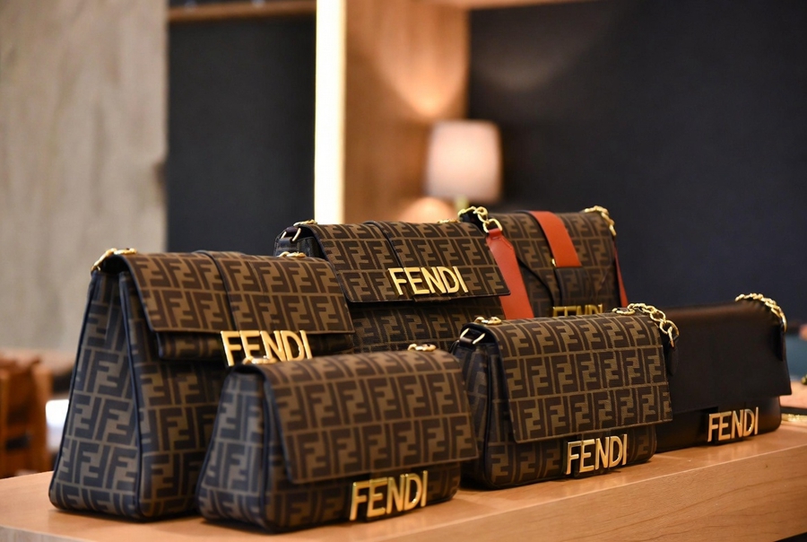  fendi-replica-bag (4).jpg