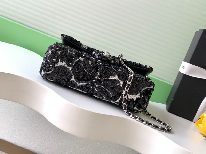 シャネル ブラックフローラル スパンコール フラップバッグ コピー 圧倒的な再現度 高級感仕上げ 丁寧な縫製 追跡可能 チェーンショルダー_4
