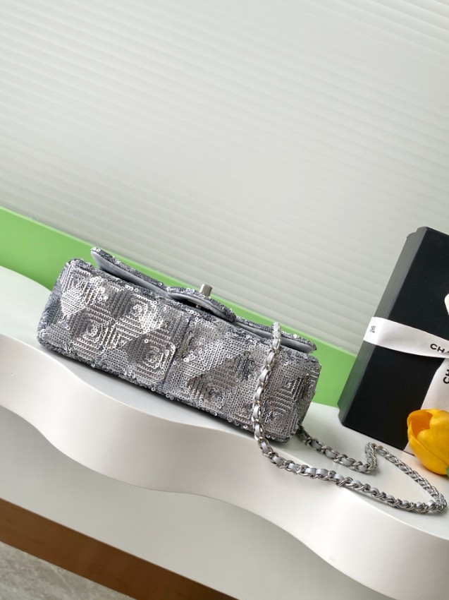 シャネル スパンコール チェーンショルダーバッグ 2025新作 高再現度 ブランド コピー 高評価 口コミ多数 精密ディテール 高級感仕上げ 安心サイト_4