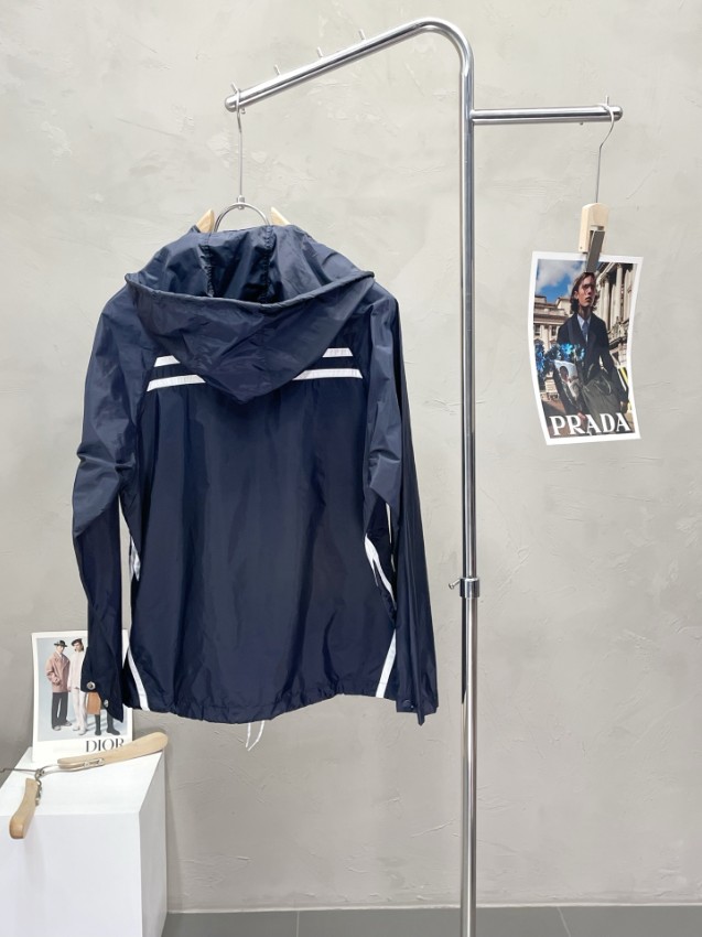 プラダ ナイロン ジップアップジャケット 2025新作 高再現度 スーパーコピー 優良サイト 通気 快適な着心地 高評価 口コミ多数 安心サイト_2