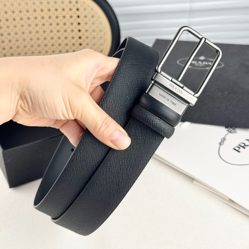 プラダ シンプルバックル レザーベルト 定番モデル 高再現度 偽物 見分け困難 高評価_5