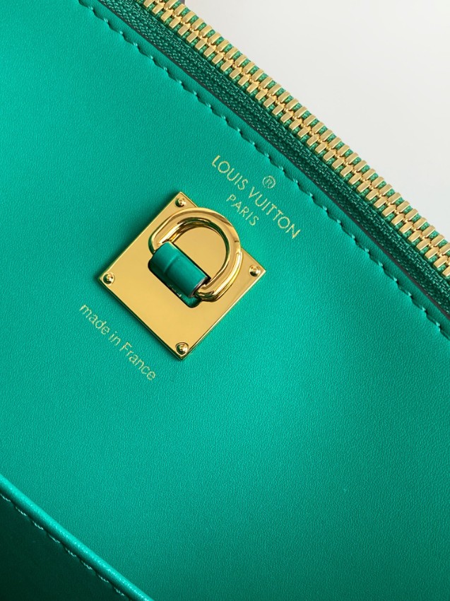 ルイヴィトン クロコ型押しグリーン 2025新作 ブランド コピー 圧倒的な再現度 精密ディテール 高級レベル仕様 確実に届く 秘密厳守配送 ハンドバッグ_7