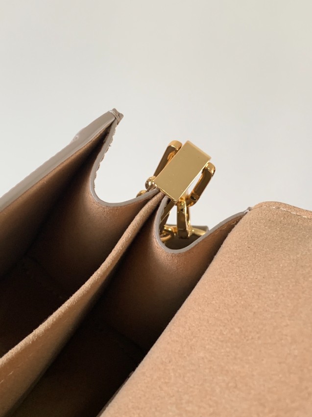 ルイ・ヴィトン エピ チェーン ショルダーバッグ 2025新作 定番モデル 激安 高再現度 高評価 口コミ多数 高品質 安心サイト_4