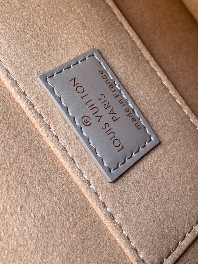 ルイ・ヴィトン エピ チェーン ショルダーバッグ 2025新作 定番モデル 激安 高再現度 高評価 口コミ多数 高品質 安心サイト_7