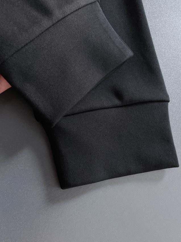 プラダ 激安屋口コミ ロゴスウェットトップス 2025新作 定番モデル 高再現度 高品質仕上げ 快適な着心地 通気性良好 男女兼用 安心サイト_8