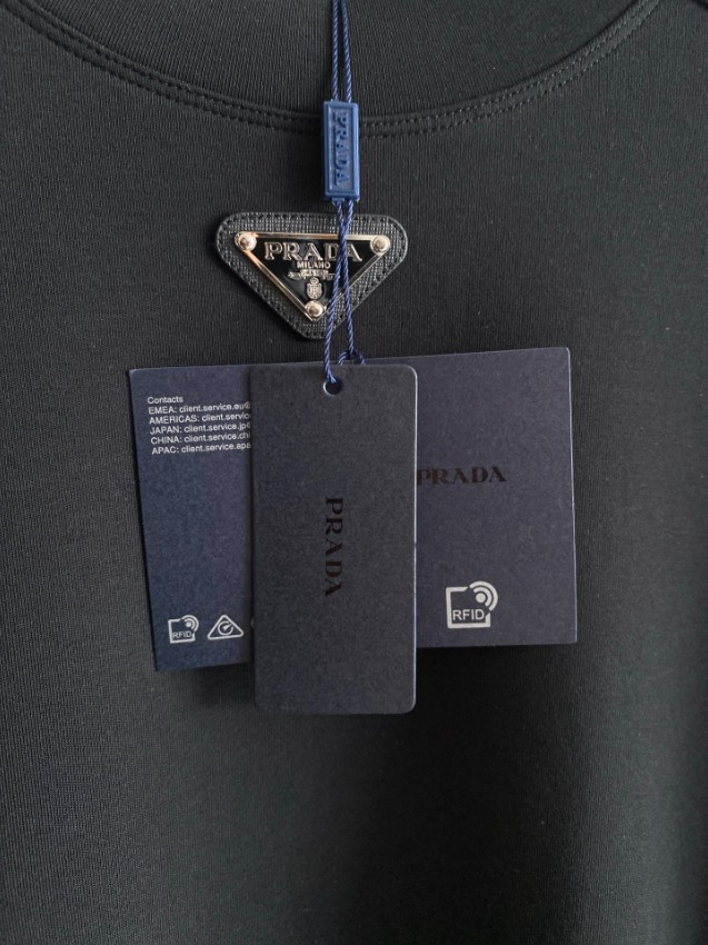 プラダ スーパーコピー 優良サイト ロゴプレート長袖トップス 2025新作 定番モデル 高再現度 高品質仕上げ 快適な着心地 男女兼用 安心サイト_6