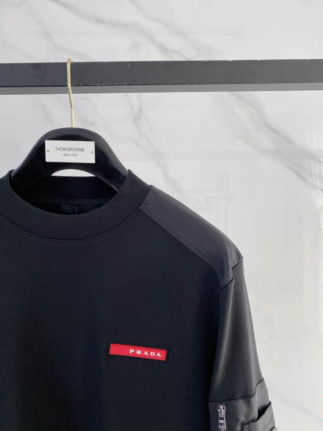 プラダ n級 ロゴパッチ長袖スウェット 2025新作 定番モデル 高再現度 高品質仕上げ 快適な着心地 通気性良好 男女兼用_3