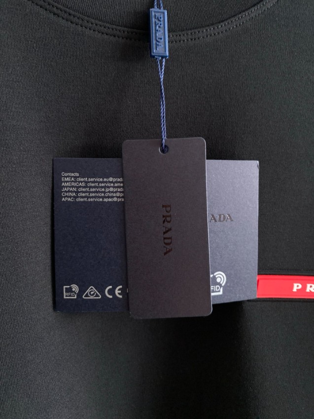 プラダ n級 ロゴパッチ長袖スウェット 2025新作 定番モデル 高再現度 高品質仕上げ 快適な着心地 通気性良好 男女兼用_6