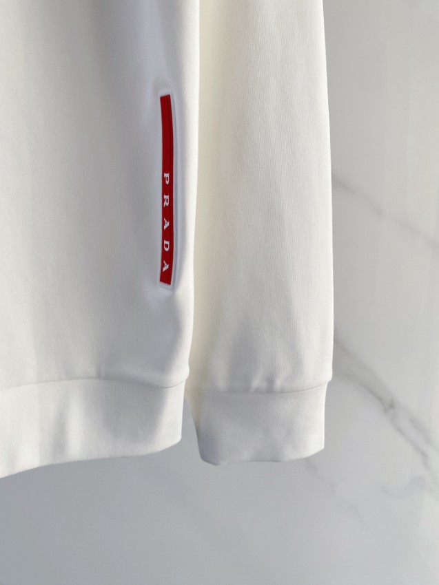 プラダ スーパーコピー 2025新作 定番クルーネックスウェット 高評価 口コミ多数 高再現度 職人技術再現 安心サイト 実店舗運営_9