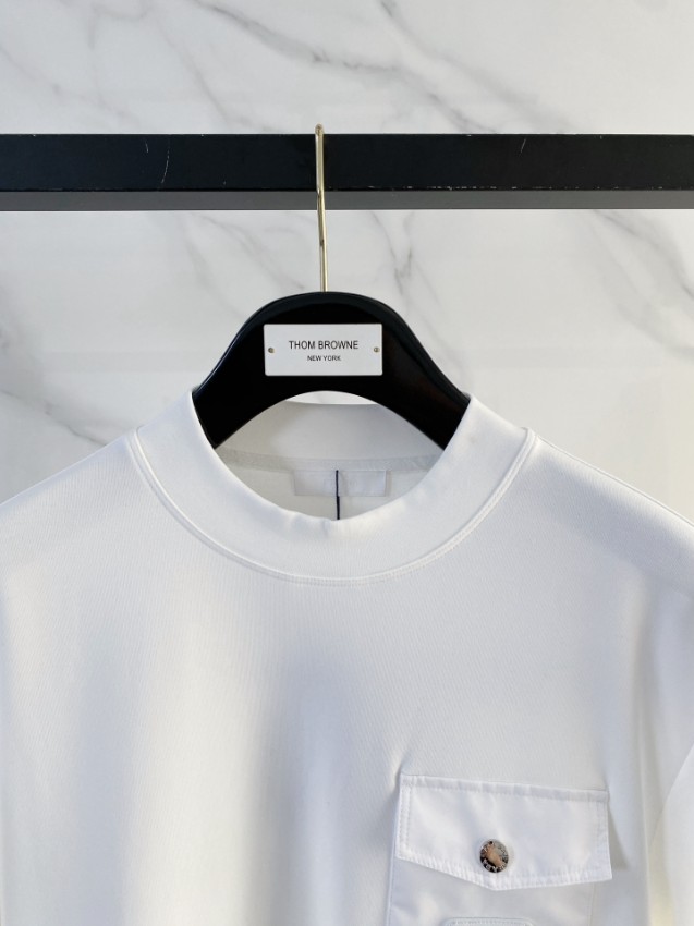 プラダ 格安 2025新作 ホワイト フロントポケット クルーネックスウェット 高再現度 高評価 安心サイト 実店舗運営_3