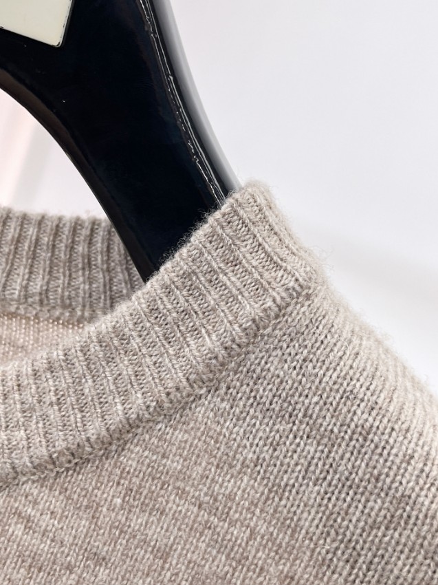 プラダ セーター 偽物 2025新作 高品質 上質感 丁寧な縫製 レビュー高リピ率 快適な着心地 人気モデル 安心サイト_6