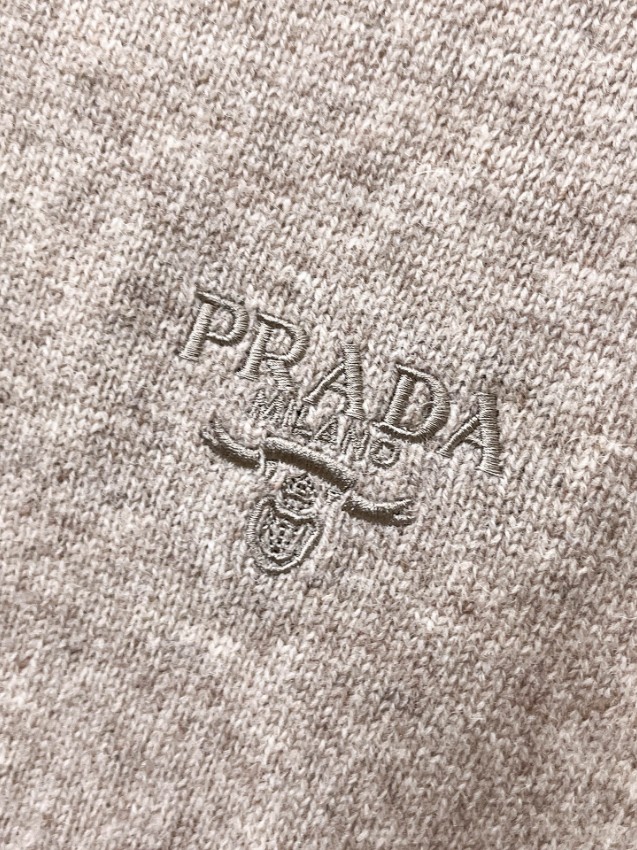 プラダ セーター 偽物 2025新作 高品質 上質感 丁寧な縫製 レビュー高リピ率 快適な着心地 人気モデル 安心サイト_5