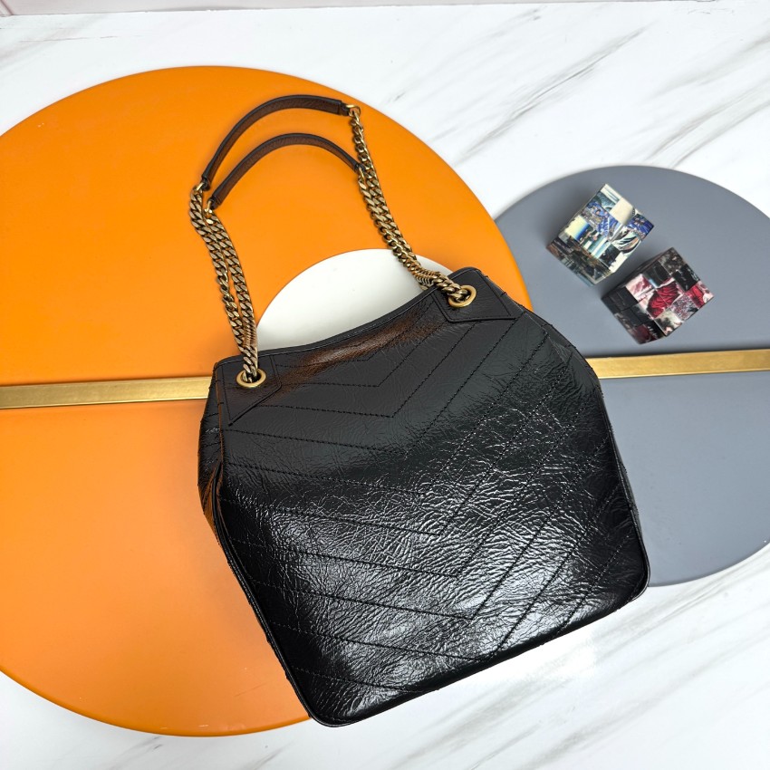 サンローラン チェーンバッグ 優良サイト 2025新作 高品質 上質感 丁寧な縫製 高再現度 レビュー高リピ率 ブラック×ゴールド金具_5