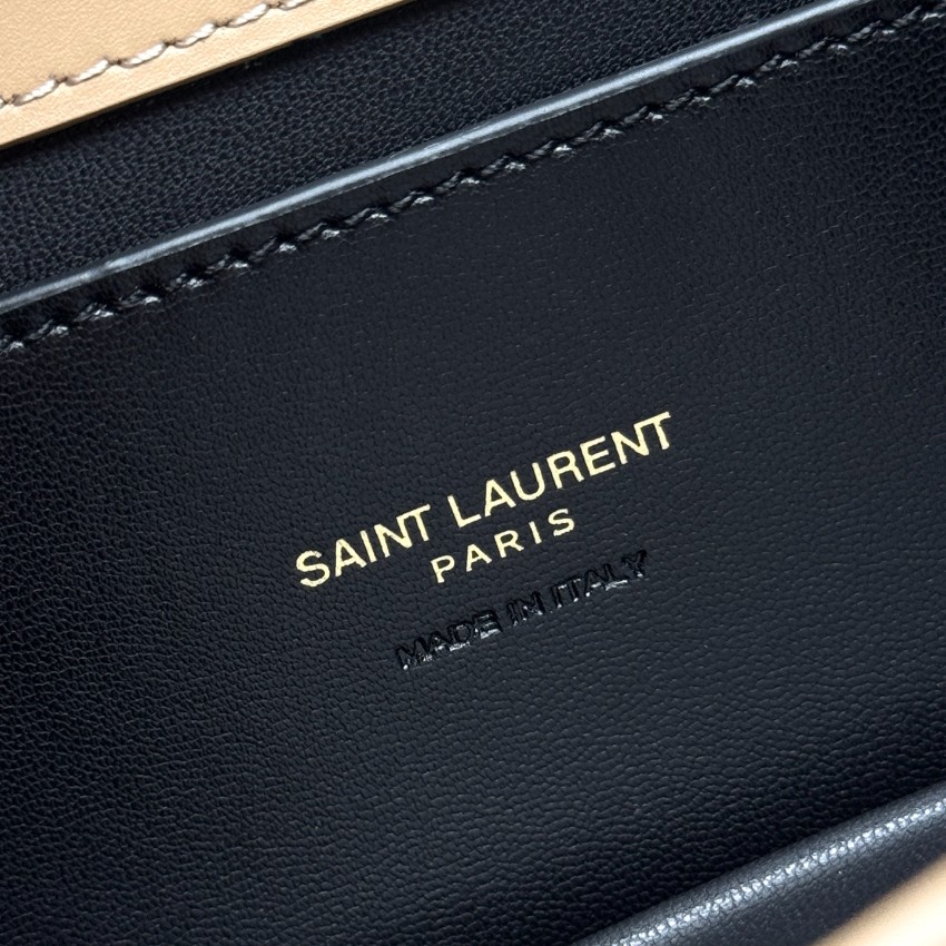 サンローラン チェーンウォレット 偽物 2025新作 高品質 上質感 丁寧な縫製 高再現度 精密ディテール ベージュ系 人気アイテム_9