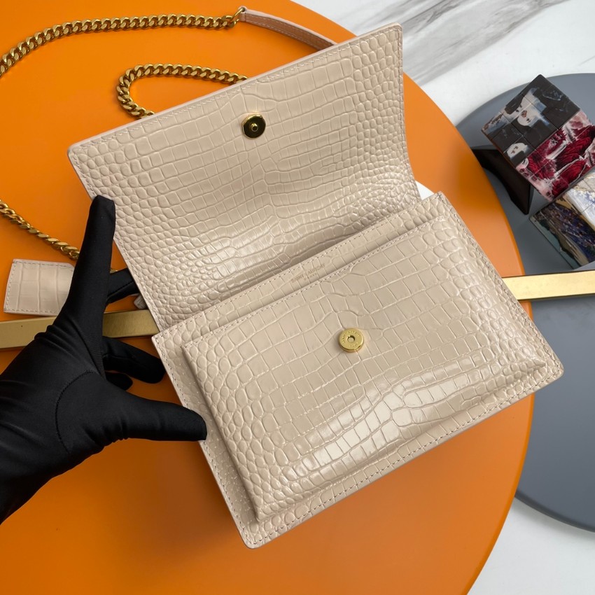 サンローラン チェーンバッグ コピー 2025新作 高品質 上質感 丁寧な縫製 高再現度 レビュー高リピ率 クリームベージュ クロコ型押し_4