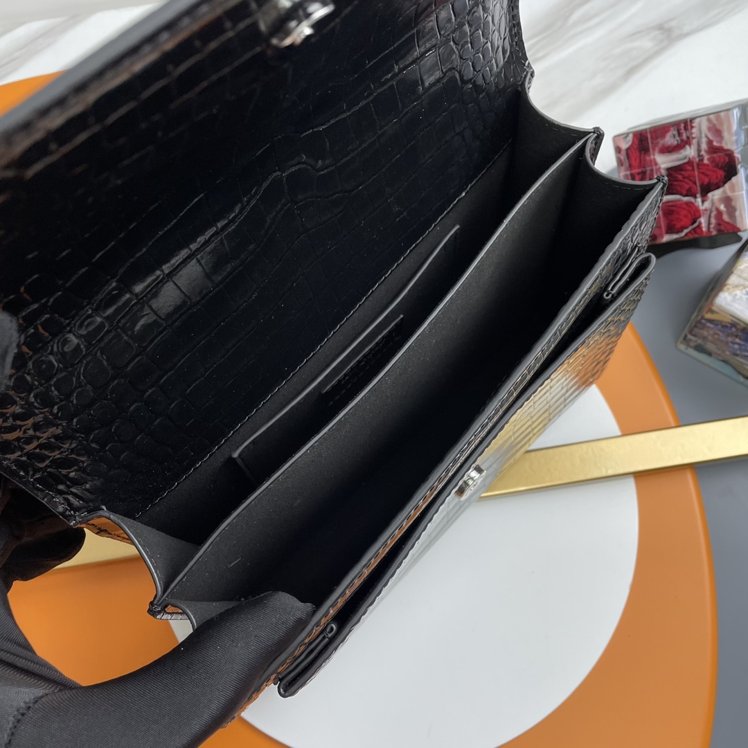 サンローラン チェーンバッグ 偽物 バレない再現度 2025新作 高品質 上質感 丁寧な縫製 高再現度 専用ケース付属 ブラック クロコ型押し_6