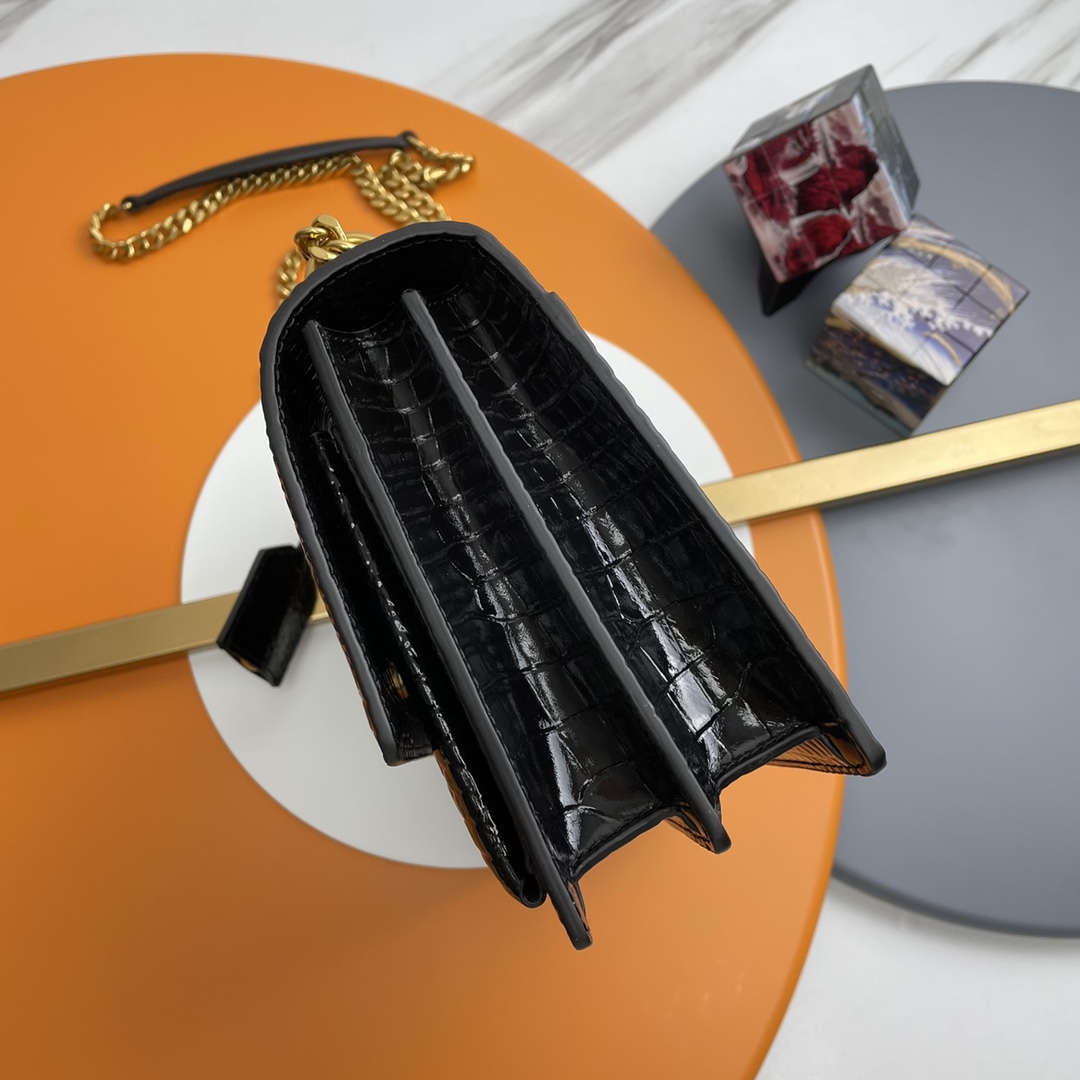 サンローラン チェーンバッグ 激安 2025新作 高品質 上質感 丁寧な縫製 高再現度 追跡可能 ブラック ゴールド金具 クロコ型押し_5