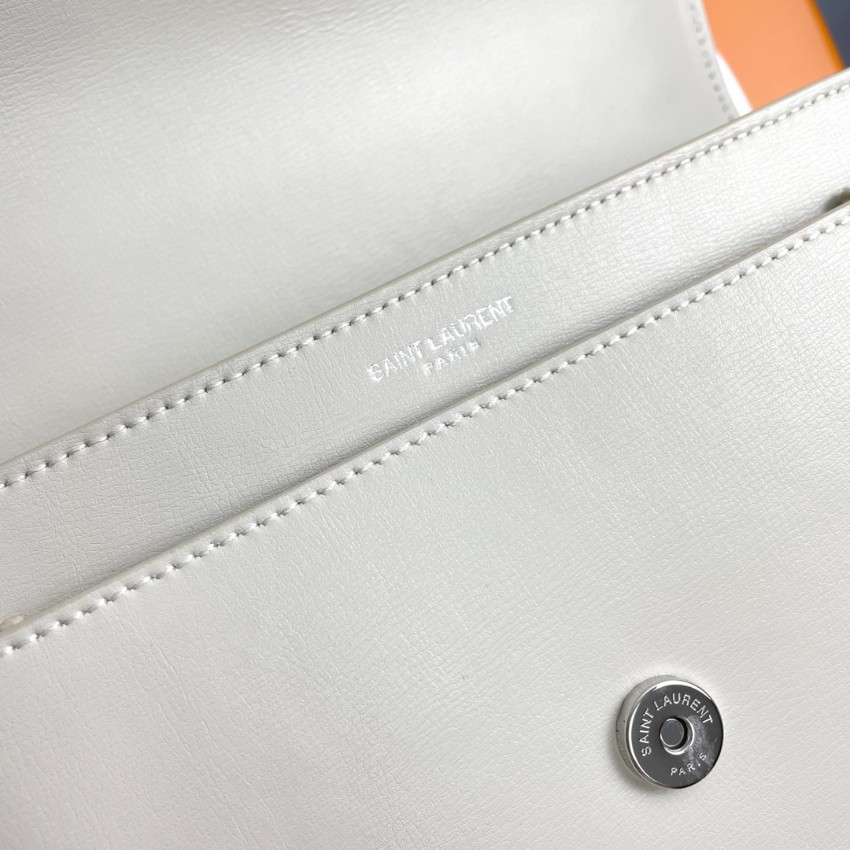 サンローラン n級 2025新作 ホワイトチェーンバッグ 高再現度と精密ディテール 上質感ある高級レベル仕様 発送保証 追跡可能 安心サイト_8