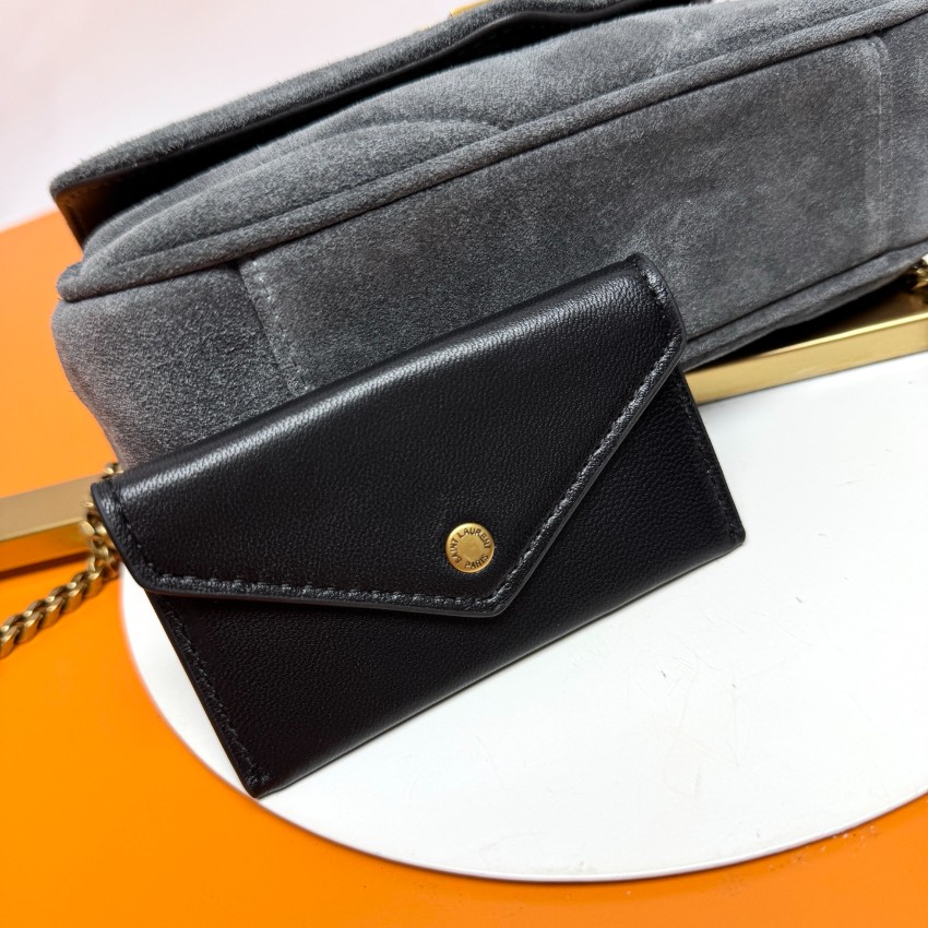 サンローラン 格安 2025新作 キルトスエードチェーンバッグ 圧倒的な再現度と精密ディテール 細部まで忠実な高級感仕上げ 発送保証 追跡可能 安心サイト_7