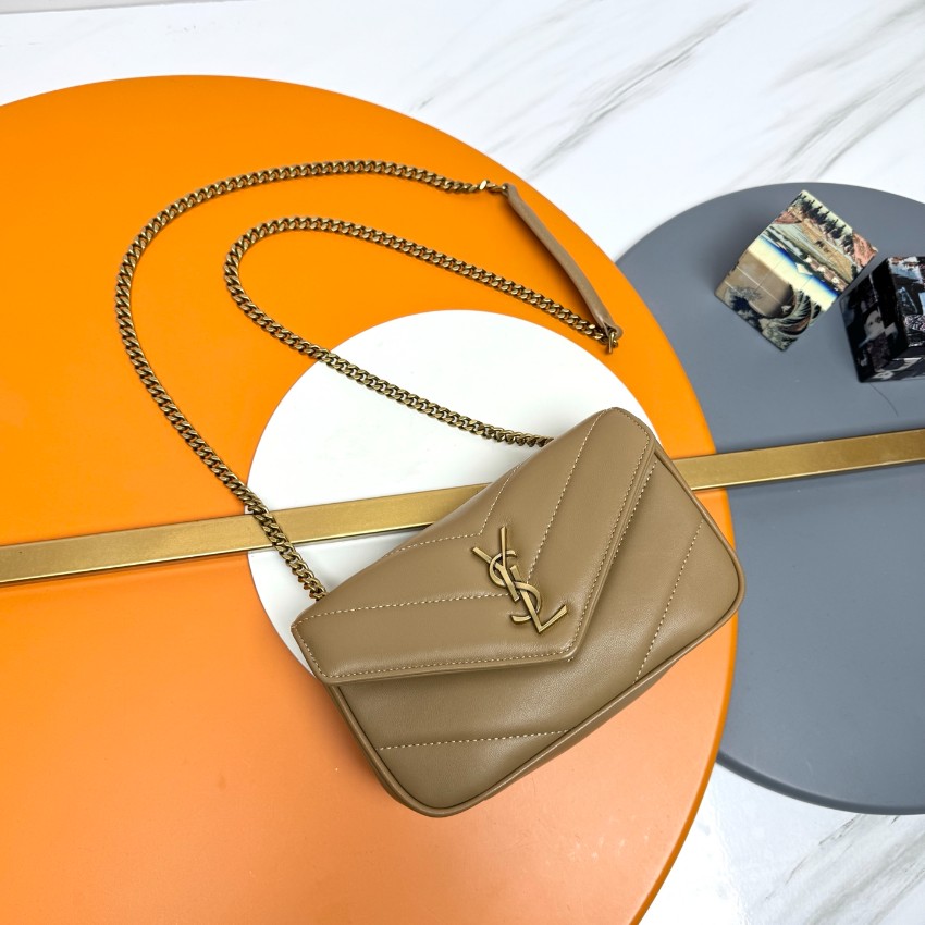 サンローラン 偽物 バレない再現度 2025新作 ライトベージュキルトバッグ 高級レベル仕様と精密ディテール 細部まで忠実な仕上げ 発送保証 追跡可能_2