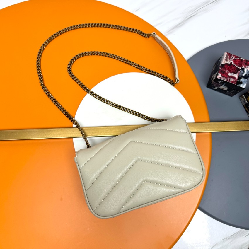 サンローラン ブランド コピー 2025新作 アイボリーキルトレザーバッグ 高再現度の精密ディテール 高級レベル仕様 発送保証 追跡可能 上質感ある仕上げ_5