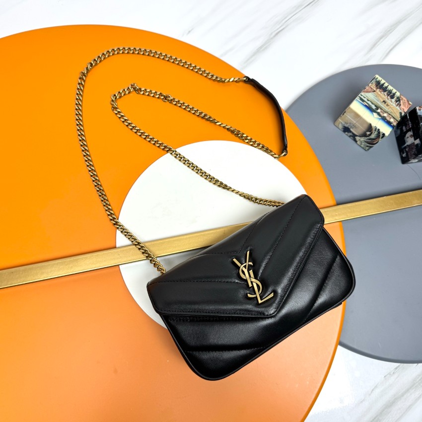 サンローラン 偽物 2025新作 ブラックキルトレザーバッグ 精密ディテールと高級レベル仕様 圧倒的な再現度 高級感仕上げ 発送保証 追跡可能_1