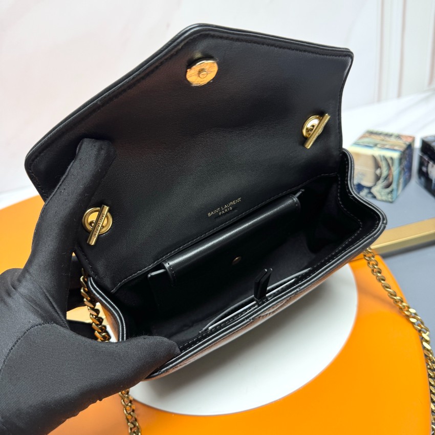サンローラン 偽物 2025新作 ブラックキルトレザーバッグ 精密ディテールと高級レベル仕様 圧倒的な再現度 高級感仕上げ 発送保証 追跡可能_5
