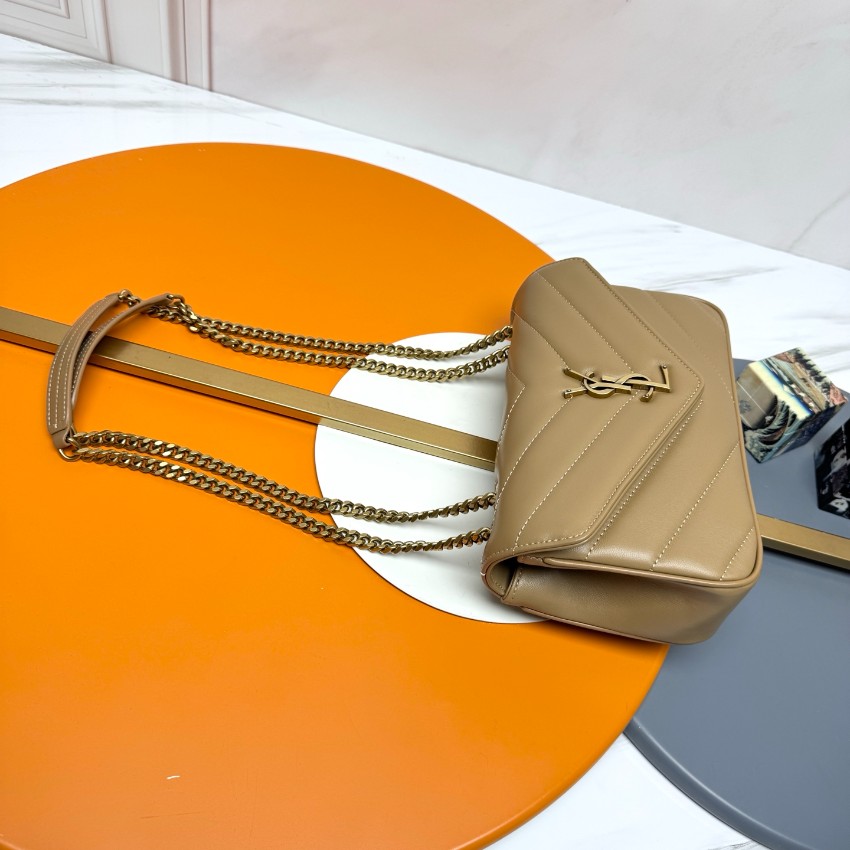 サンローラン コピー 2025新作 キャメルベージュキルトレザーバッグ 高再現度の精密ディテール 高級レベル仕様 圧倒的な再現度 発送保証 追跡可能 安心サイト_3