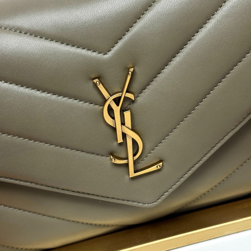 サンローラン ブランド コピー 安全通販 2025新作 グレージュキルトレザーバッグ 高再現度 精密ディテール 高級レベル仕様 圧倒的な再現度 発送保証_7