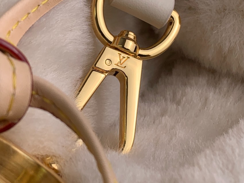 ルイヴィトン スーパーコピー 優良サイト ハンドバッグ 2026新作 定番モデル 高再現度 精密ディテール 高級感仕上げ 正確な刻印 安心サイト_4