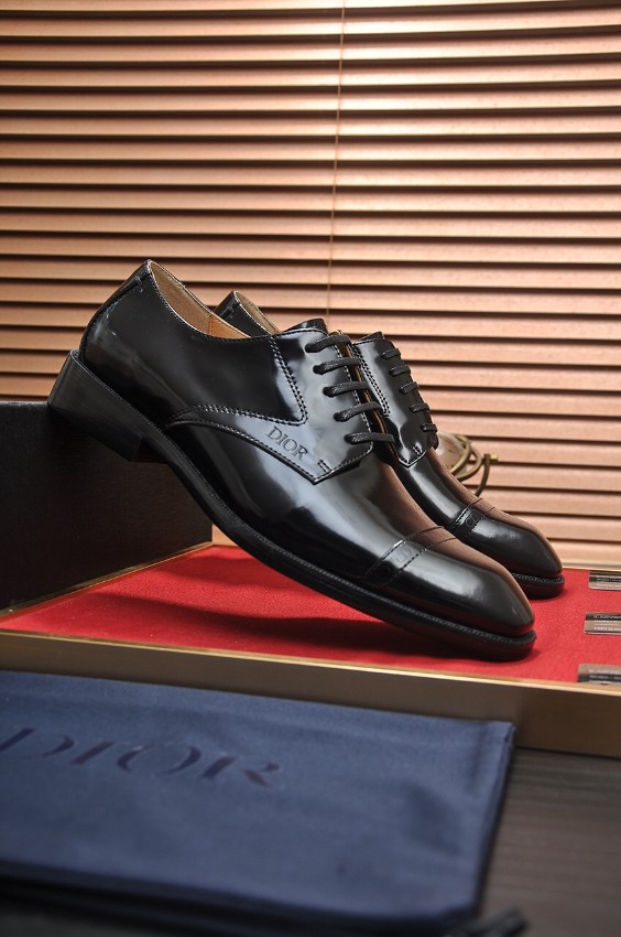 ディオール スーパーコピー 2026新作 ブラック レースアップ オックスフォード 光沢カーフ 高再現度 本革仕様 フォーマル対応 安心サイト 追跡可能_2