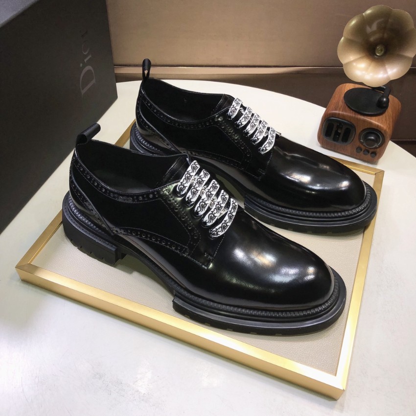 ディオール 激安 2026新作 ブラックエナメル厚底レースアップ 高再現度 本革使用 精密ディテール 高級感仕上げ 安心サイト 発送保証_3