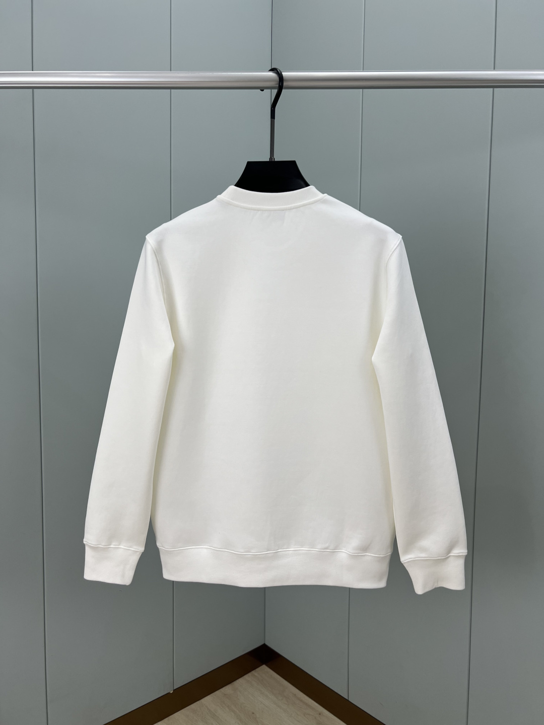 フェンディ 2026新作 高品質 スウェット スーパーコピー 高再現度 FFポケット 職人技術再現 丁寧な縫製 安心サイト_2