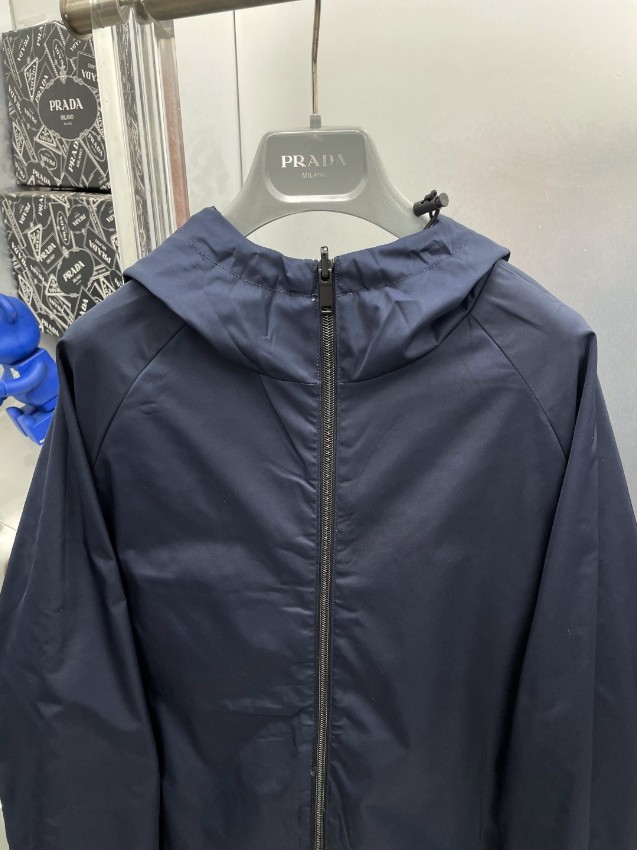 フェンディ 2026新作 高品質 フーデッドジャケット 激安屋口コミ 高再現度 シンプルデザイン 快適な着心地 安心サイト_6