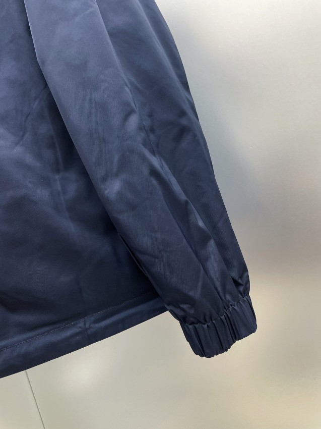 フェンディ 2026新作 高品質 フーデッドジャケット 激安屋口コミ 高再現度 シンプルデザイン 快適な着心地 安心サイト_7