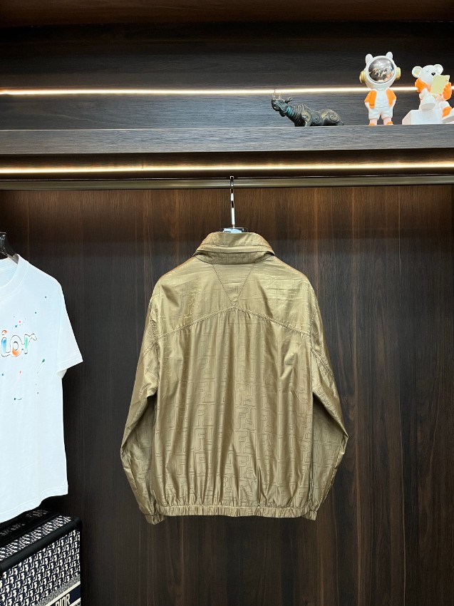 フェンディ 2026新作 ナイロンジャケット 偽物 バレない再現度 高再現度 高品質仕上げ 男女兼用 快適な着心地 高評価口コミ多数 安心サイト_4