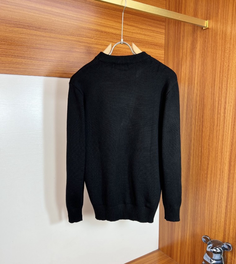 フェンディ 2026新作 ニットセーター 激安屋口コミ 高再現度 高品質仕上げ 上質感 丁寧な縫製 高評価 安心サイト_2