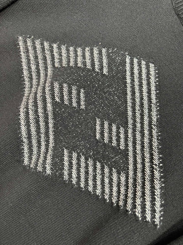 フェンディ 2026新作 ニットセーター 激安屋口コミ 高再現度 高品質仕上げ 上質感 丁寧な縫製 高評価 安心サイト_4