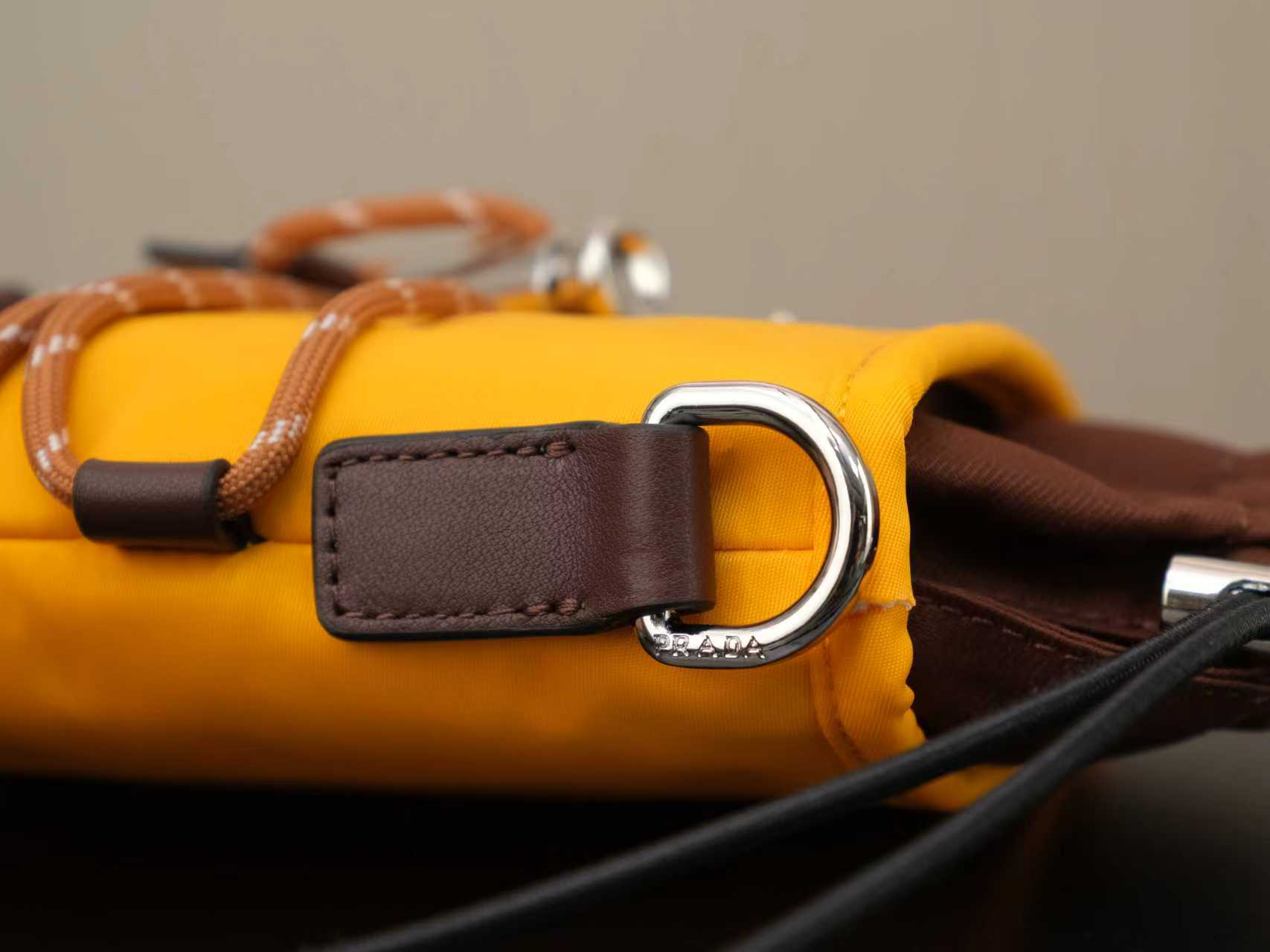 プラダ ナイロン ミニ バケットバッグ 激安屋口コミ 2026新作 高再現度 精密ディテール 本革使用 安心サイト 発送保証_9