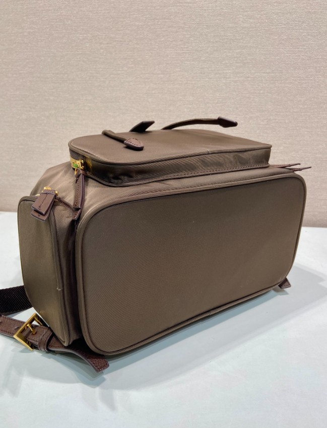 プラダ ナイロン バックパック スーパーコピー 上位モデル 2026新作 高再現度 本革ディテール 実用性重視 安心サイト_6