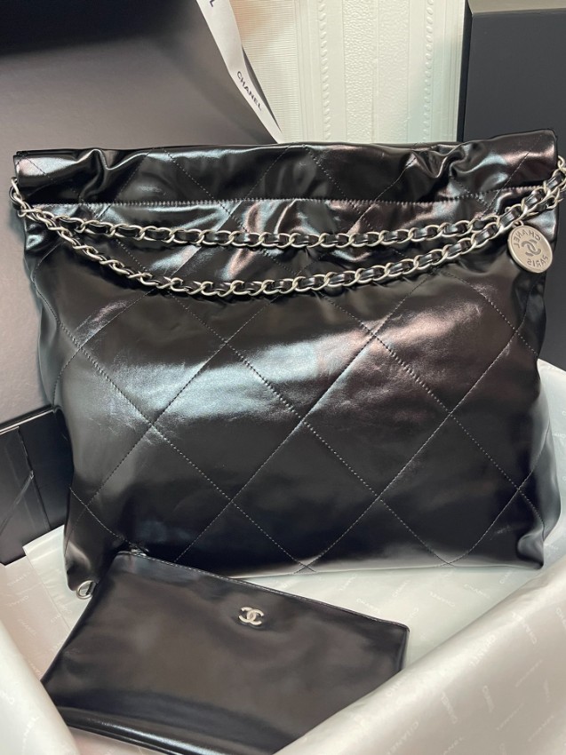 シャネル 激安 2026新作 定番チェーンショルダーバッグ 高評価 口コミ多数 高再現度 高級感仕上げ 丁寧な縫製 安心サイト 実店舗運営_3