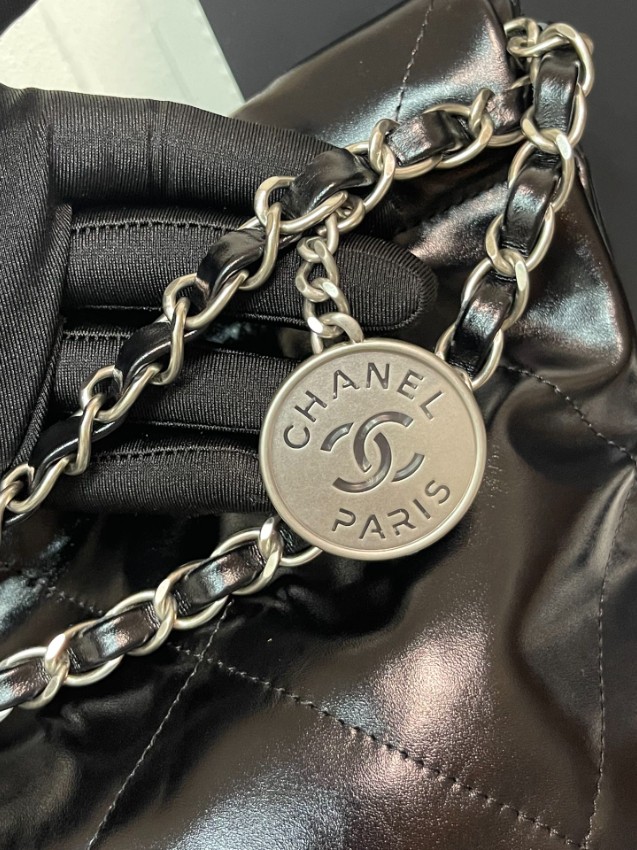 シャネル 激安 2026新作 定番チェーンショルダーバッグ 高評価 口コミ多数 高再現度 高級感仕上げ 丁寧な縫製 安心サイト 実店舗運営_5