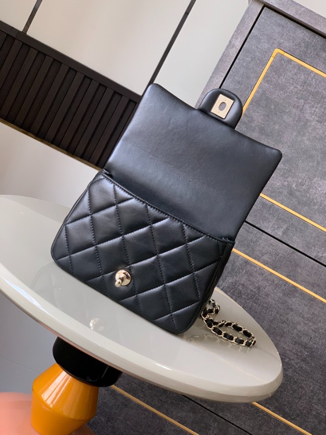 シャネル 格安 2026新作 定番トップハンドルバッグ 高評価 口コミ多数 高再現度 高級感仕上げ 丁寧な縫製 安心サイト 実店舗運営_3