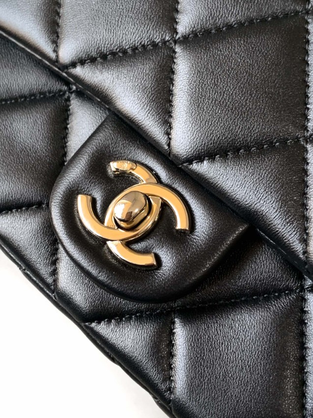 シャネル 格安 2026新作 定番トップハンドルバッグ 高評価 口コミ多数 高再現度 高級感仕上げ 丁寧な縫製 安心サイト 実店舗運営_5