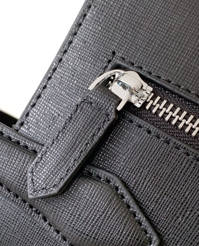 モンブラン セカンドバッグ n級 2026新作 定番モデル 高再現度 正確な刻印 上質感 高級感仕上げ 安心サイト 追跡可能_7