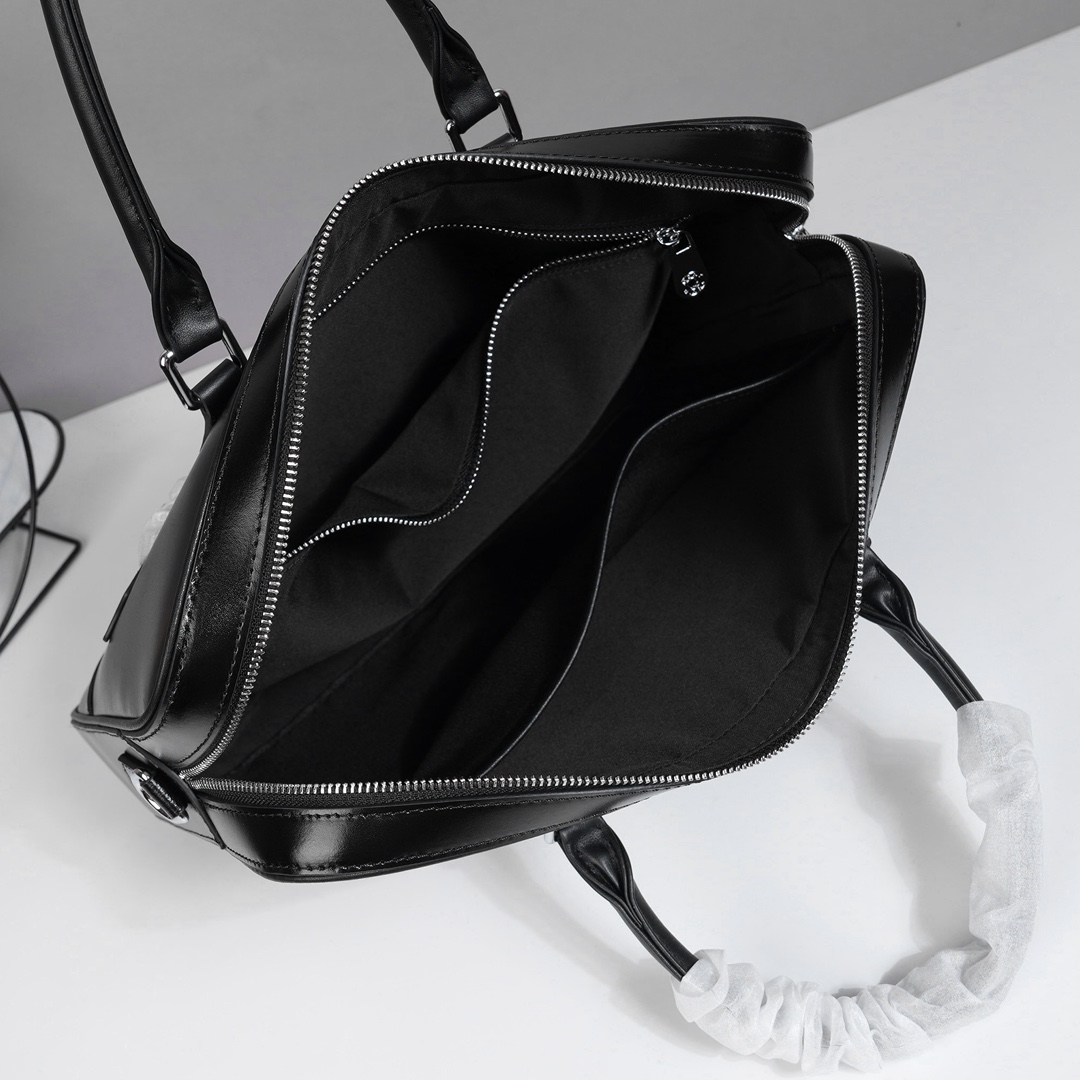 モンブラン ブリーフケース n級 2026新作 定番モデル 高再現度 正確な刻印 精密ディテール 上質感仕上げ 安心サイト 追跡可能_7